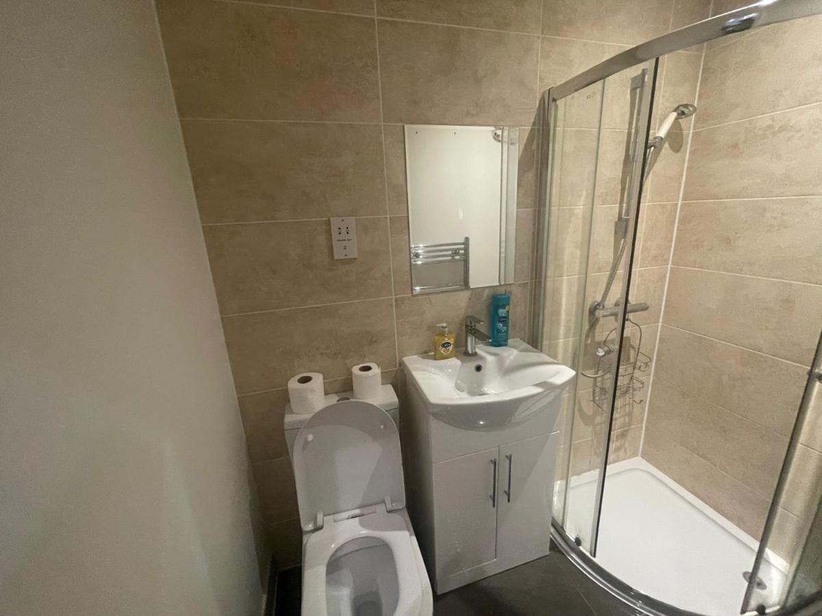 Lovely 1 Bedroom Apartment With On Street Parking London Luaran gambar